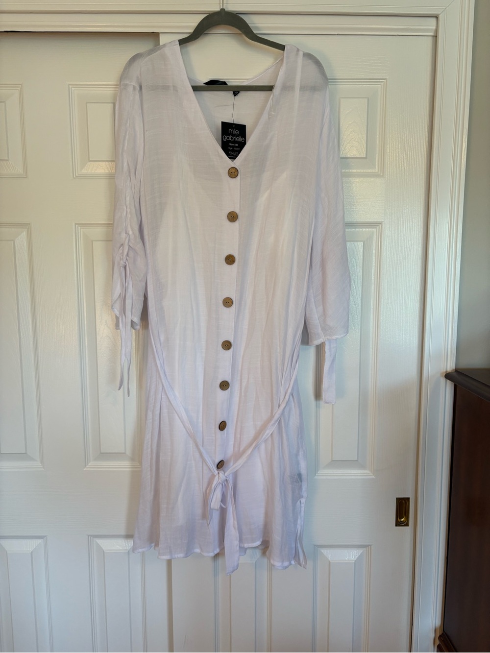 Gauzy Lightweight Dress.  NWT